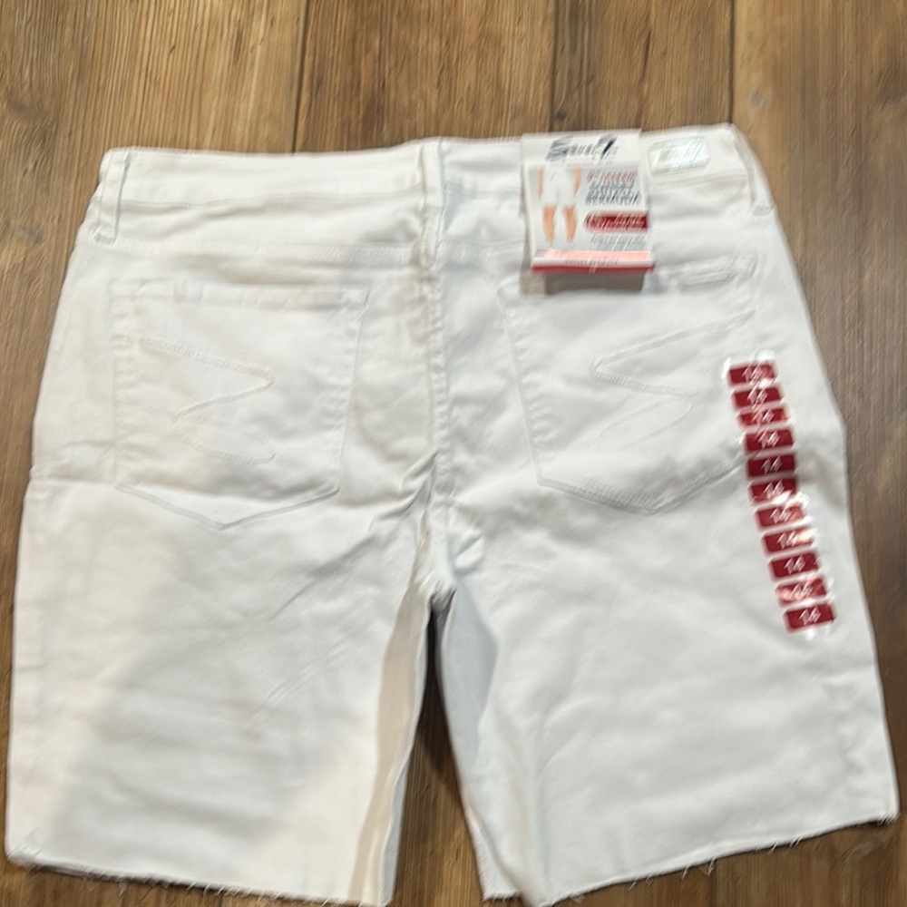 Women's White Shorts